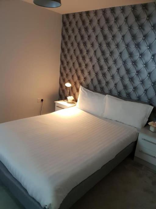 Luxury 9Ine Beautiful Bull Ring Apartment Free Parking Birmingham Eksteriør bilde